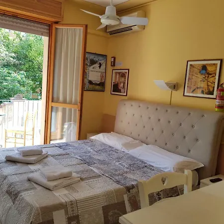Albero Cisanello فندق مبيت وإفطار *