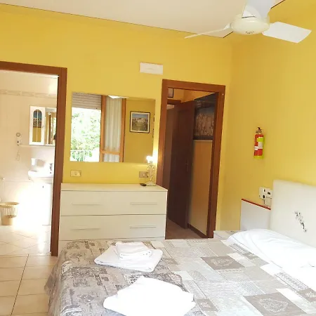 Albero Cisanello فندق مبيت وإفطار